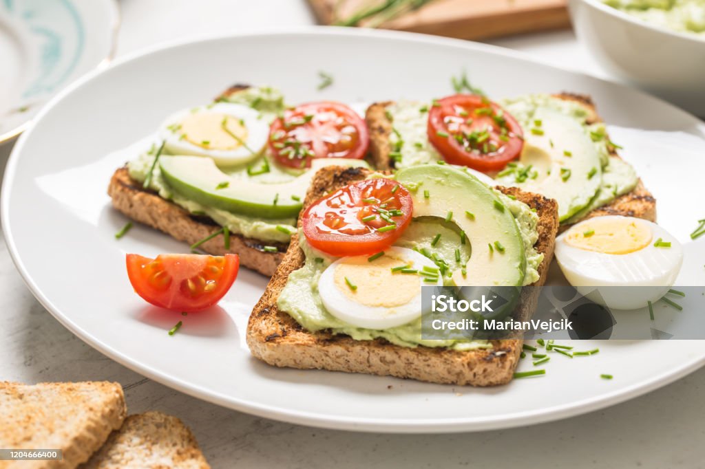 Quick & Easy Breakfast Recipes to Start Your Day Right